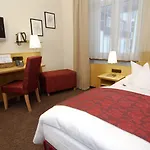 Deutscher Hof 3*