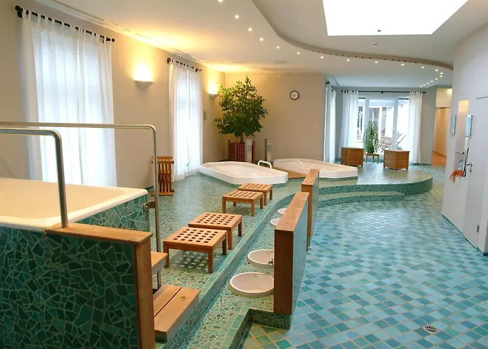 فندق Deutscher Hof 3*