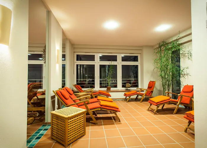 Deutscher Hof מלון 3*