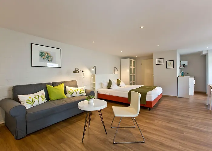 Deutscher Hof מלון